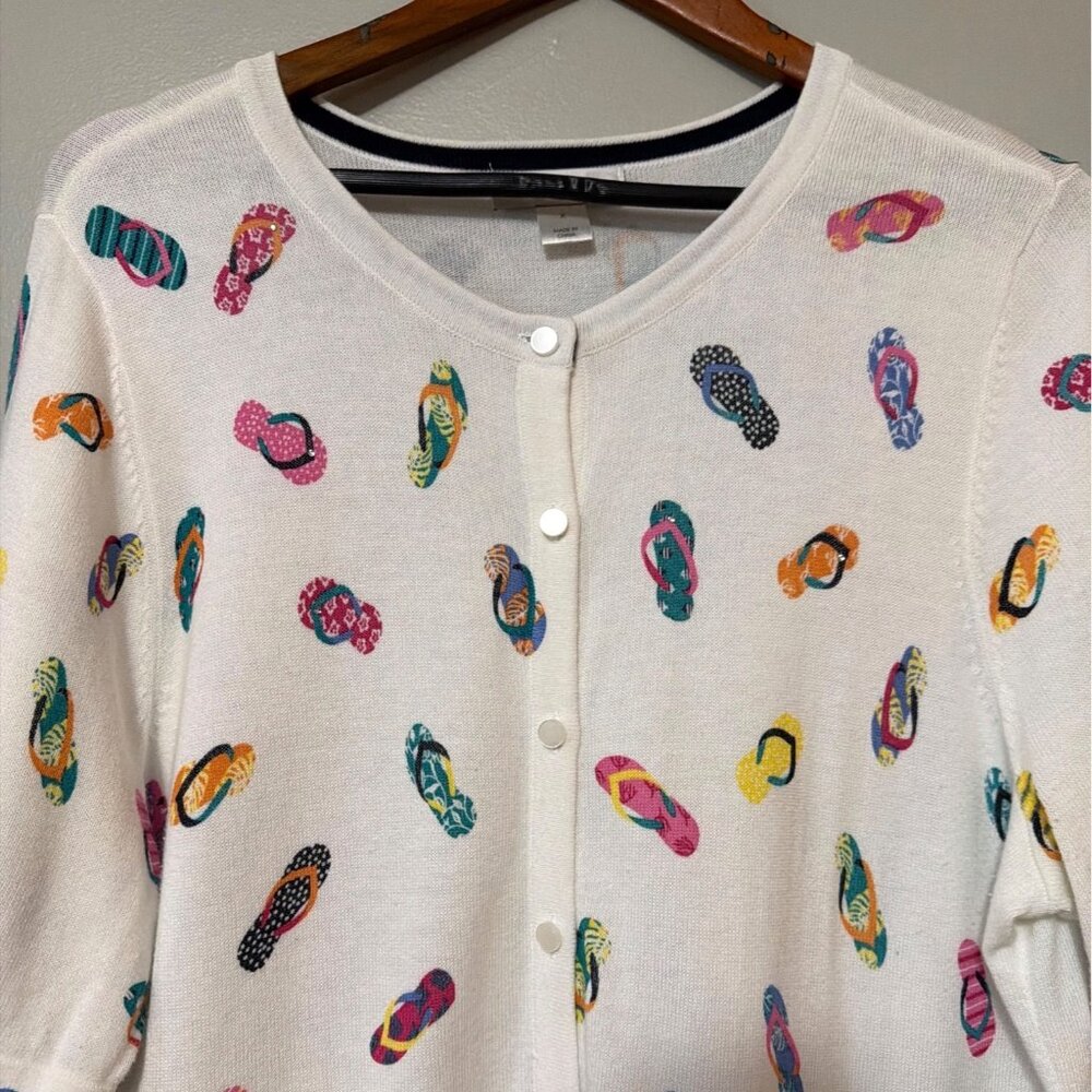 CJ Banks Womens Cardigan With Flip Flop Print White 3/4 Sleeve Button-Up Size X - Picture 3 of 7